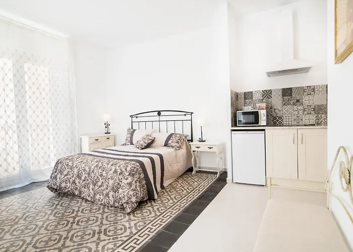 Apartment Pucela 4 *